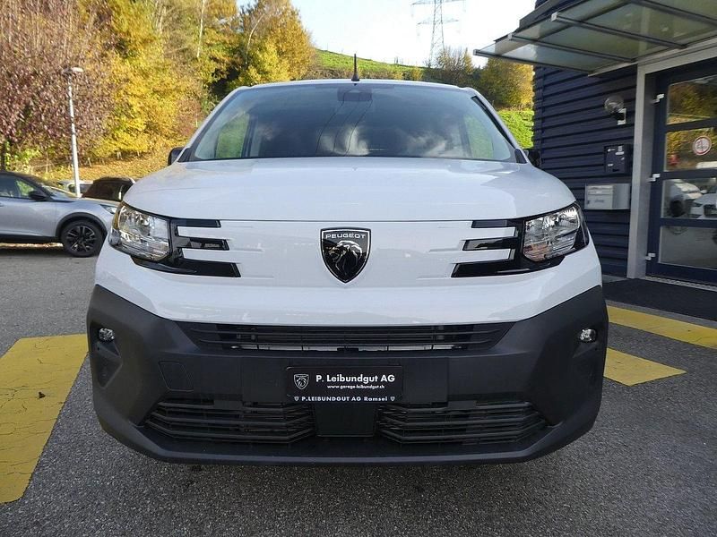 Gebraucht Peugeot Partner S 131 PS (96 kW) 2024 Van / Kleinbus