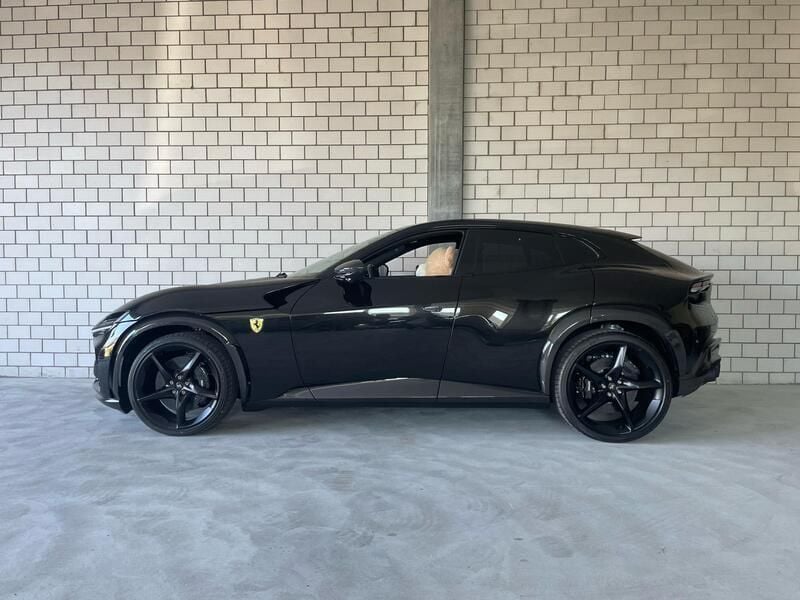 Neu 2025 Ferrari Purosangue SUV | CHF 597’500 - Bild 1/4