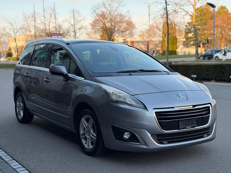 Gebraucht Peugeot 5008 Allure 156 PS (114 kW) 2014 Van / Kleinbus