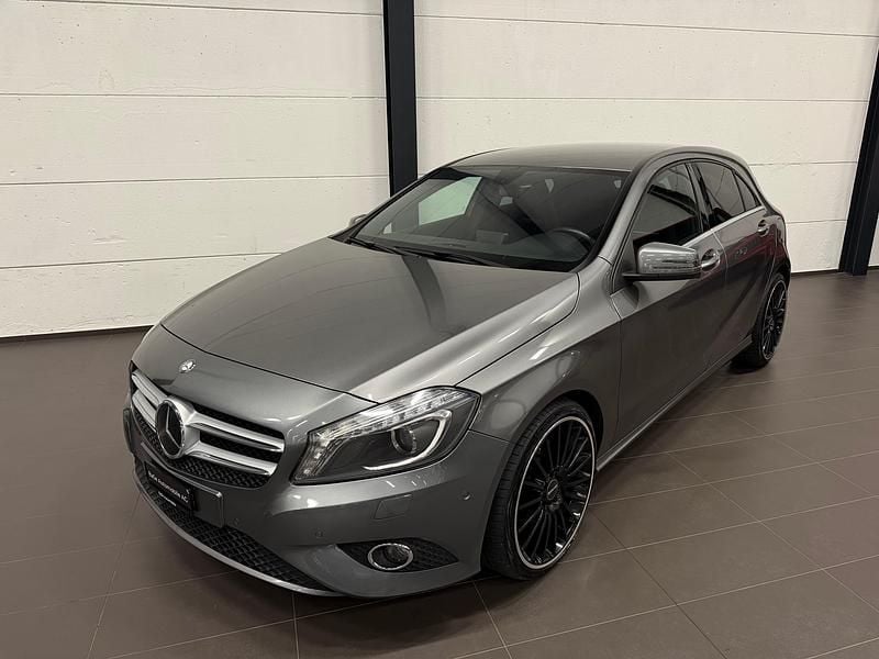 Gebraucht Mercedes A250 Urban 211 PS (155 kW) 2014