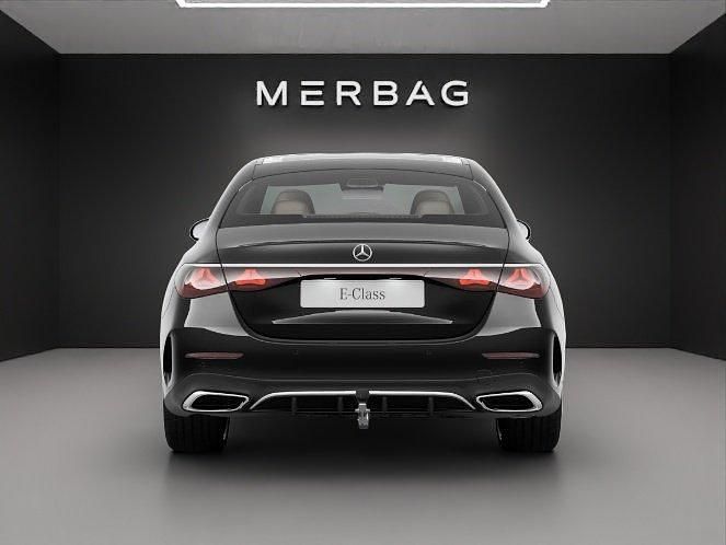 Gebraucht Mercedes E450 367 PS (269 kW) 2024 Schwarz Limousine