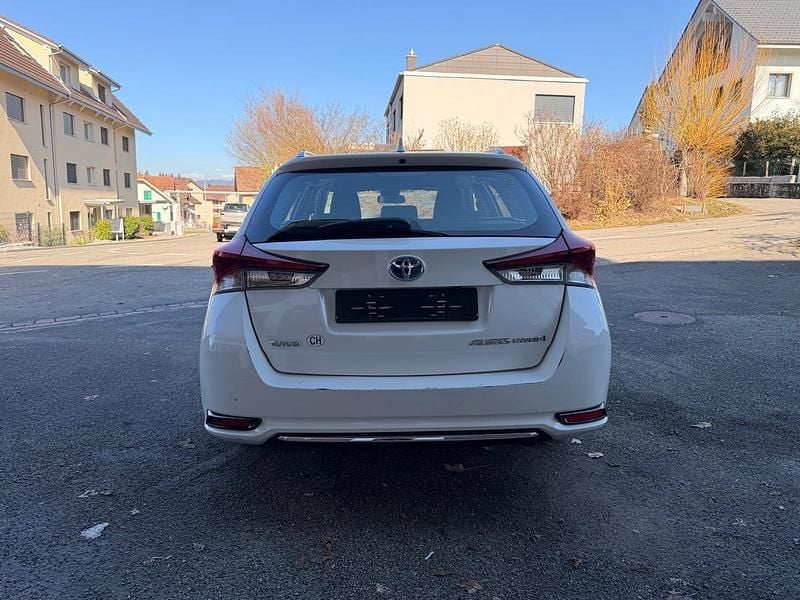 Gebraucht Toyota Auris Touring Sports Sol 136 PS (100 kW) 2016 Kombi
