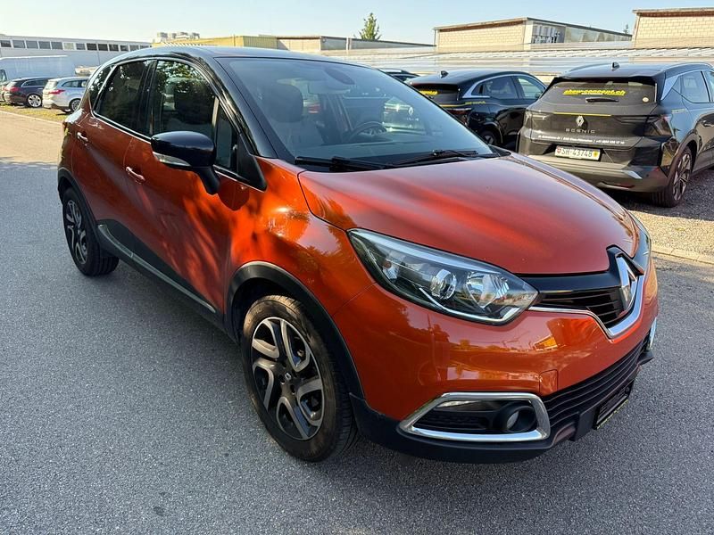 Gebraucht Renault Captur 120 PS (88 kW) 2014 SUV
