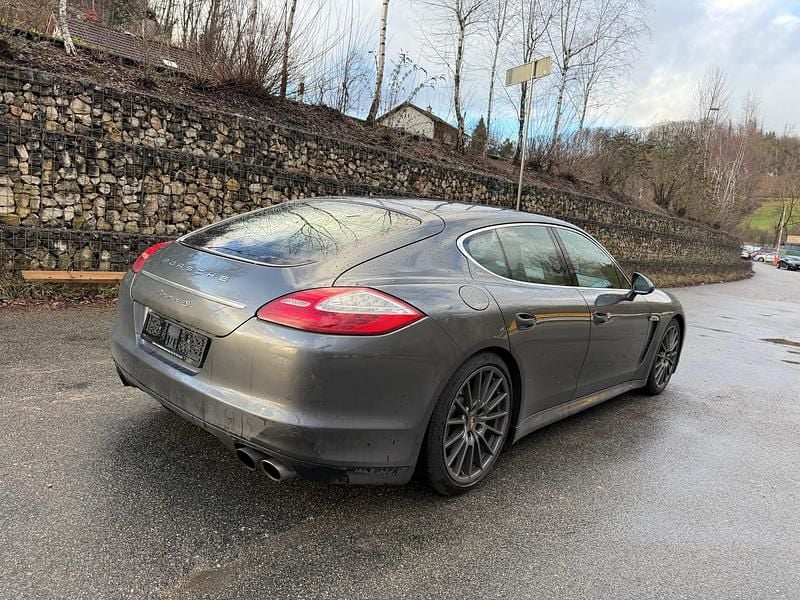 Gebraucht Porsche Panamera 400 PS (294 kW) 2013 Kleinwagen