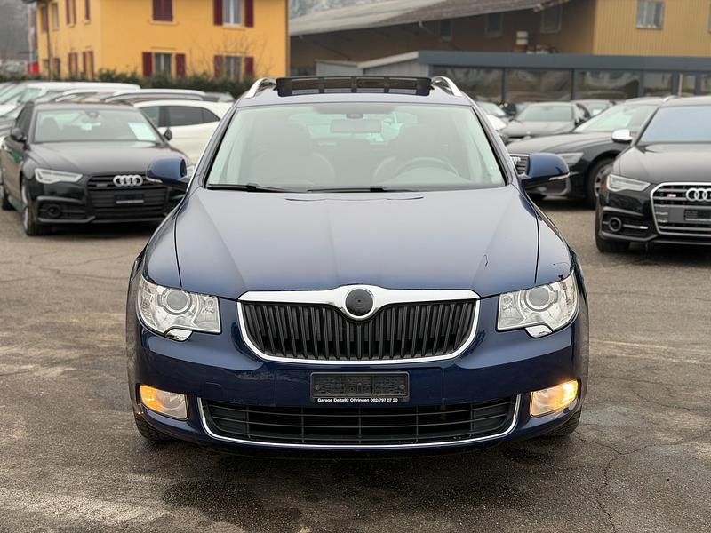 Gebraucht Skoda Superb Elegance 260 PS (191 kW) 2011 Kombi