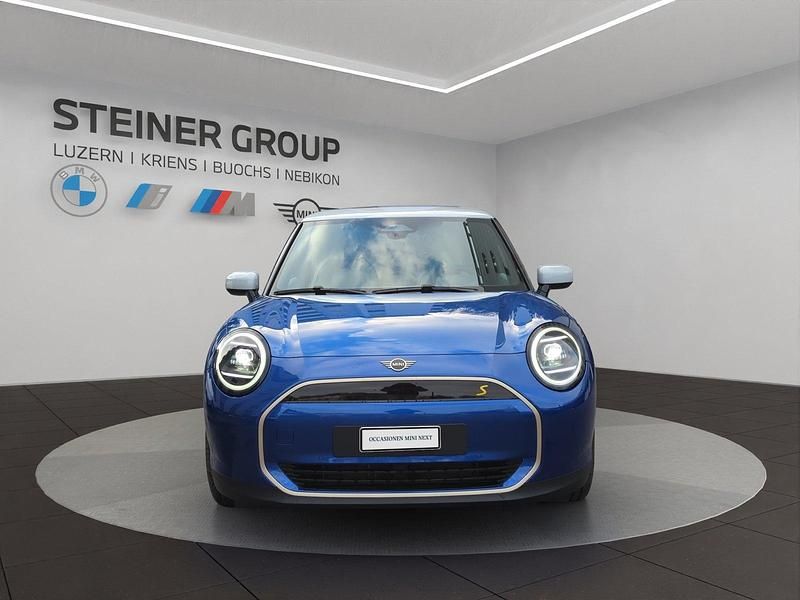 Gebraucht Mini Cooper SE 160 kW (218 PS) 2024 Blau Kleinwagen