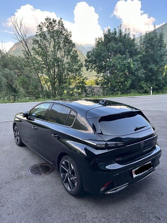 Gebraucht Peugeot 308 Allure 130 PS (95 kW) 2023 Limousine