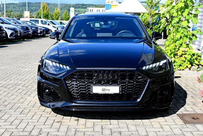 Gebraucht Audi RS4 Ambiente 450 PS (330 kW) 2022 Kombi