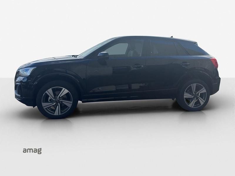Neu Audi Q2 Advanced 150 PS (110 kW) 2025 Mythosschwarz metallic SUV