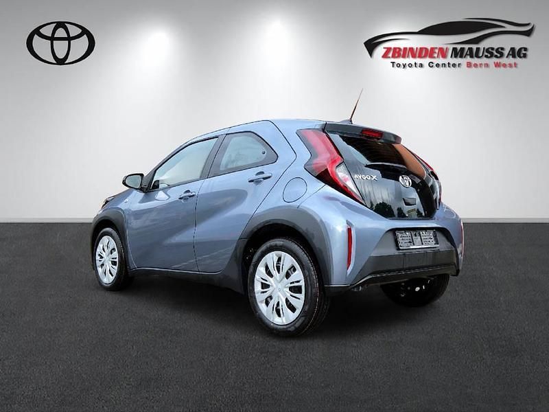 Gebraucht Toyota Aygo X Comfort 72 PS (52 kW) 2025 Grau SUV