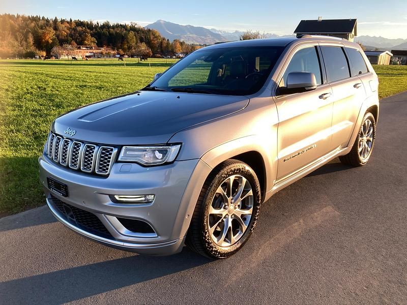 Gebraucht 2019 Jeep Grand Cherokee Summit SUV | CHF 23’980 (Etwas zu teuer) - Bild 1/4
