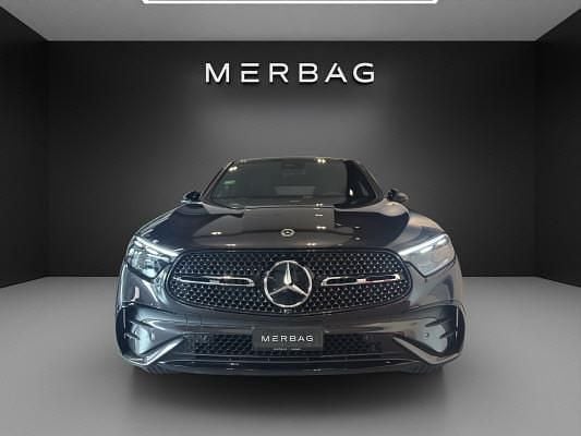 Neu Mercedes GLC300 197 PS (144 kW) 2025 Grau Coupé
