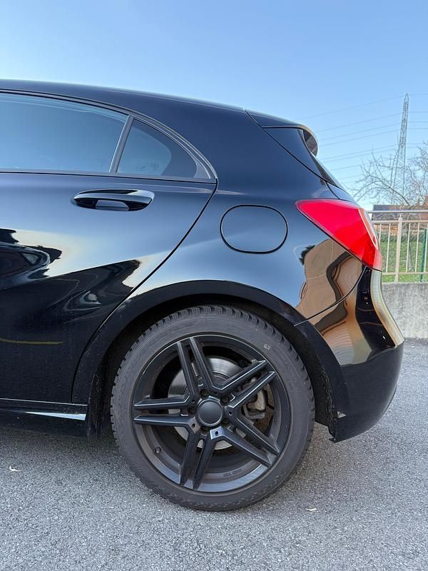 Gebraucht Mercedes A200 Urban 136 PS (100 kW) 2015