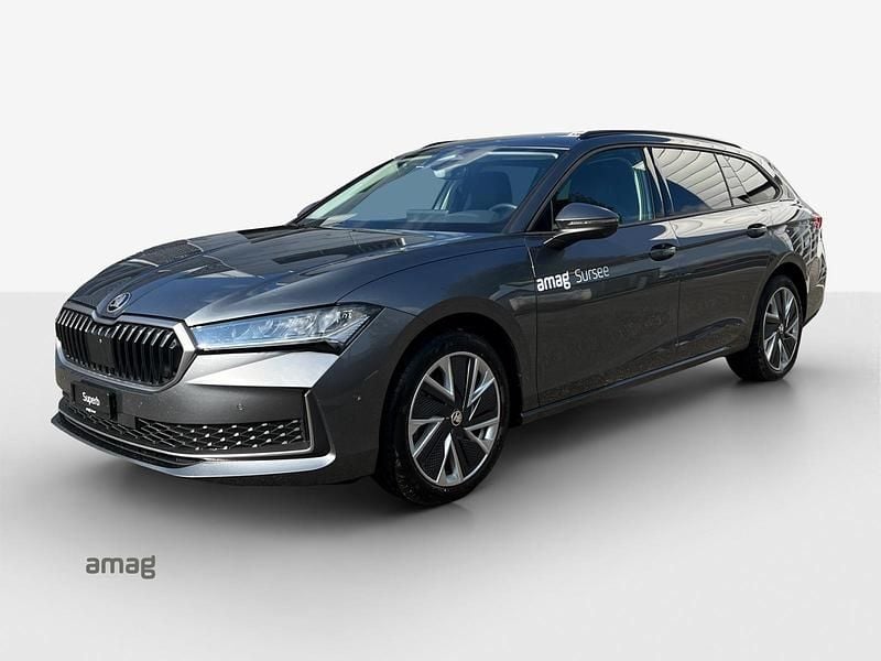 Graphite grau, metallic Gebraucht 2025 Skoda Superb Selection Kombi | CHF 48’900 - Bild 1/4