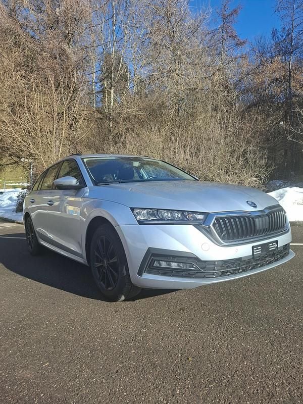 Gebraucht Skoda Octavia Ambition 150 PS (110 kW) 2022 Kombi