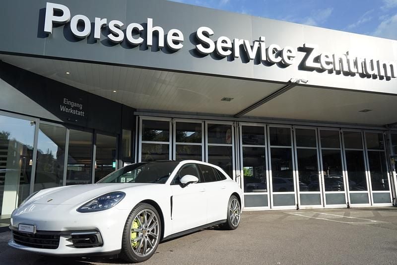 Weiss Gebraucht 2018 Porsche Panamera Sport Turismo Kombi | CHF 58’800 - Bild 1/4
