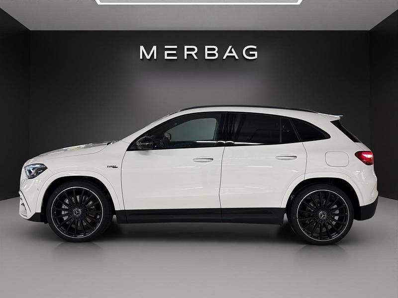 Neu Mercedes GLA35 AMG AMG 306 PS (225 kW) 2025 Weiss SUV