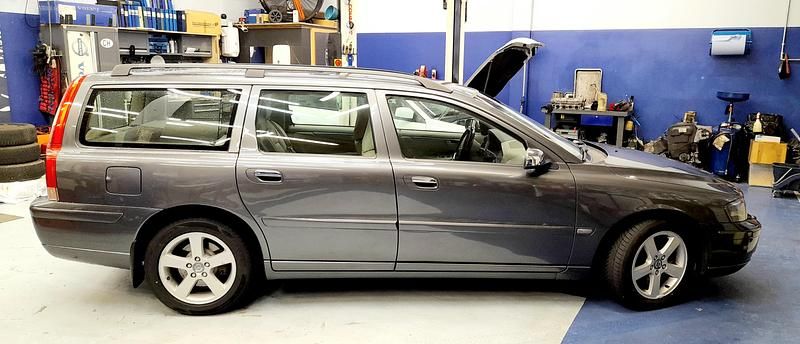 Gebraucht Volvo V70 Momentum 185 PS (136 kW) 2006 Kombi