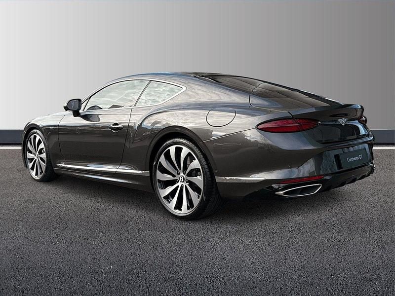 Neu Bentley Continental 680 PS (500 kW) 2025 Coupé