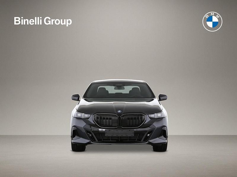 Neu BMW 550e Comfort Edition 489 PS (359 kW) 2025 Anthrazit Limousine