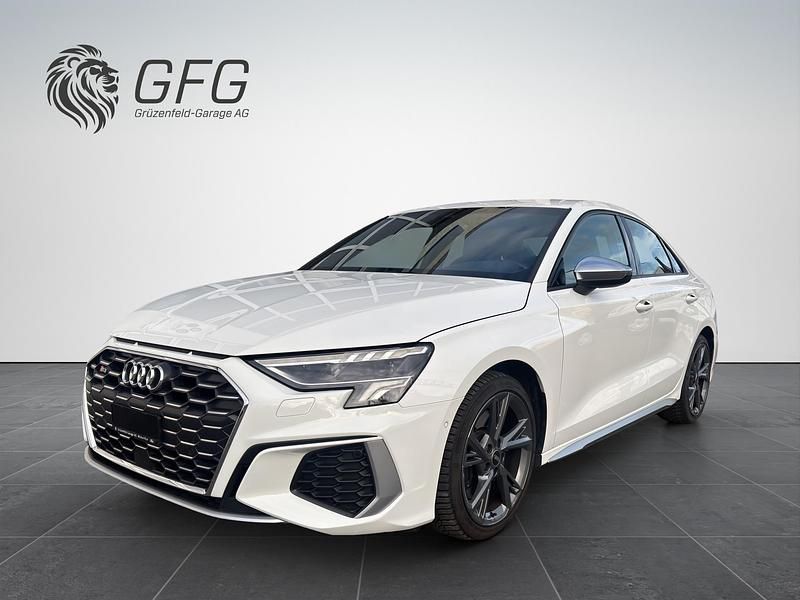Weiss Gebraucht 2022 Audi S3 Ambiente Limousine | CHF 33’900 (Superpreis) - Bild 1/4