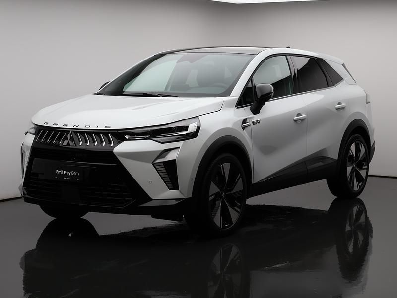 Neu Mitsubishi Grandis Instyle 158 PS (116 kW) 2025 Weiss SUV