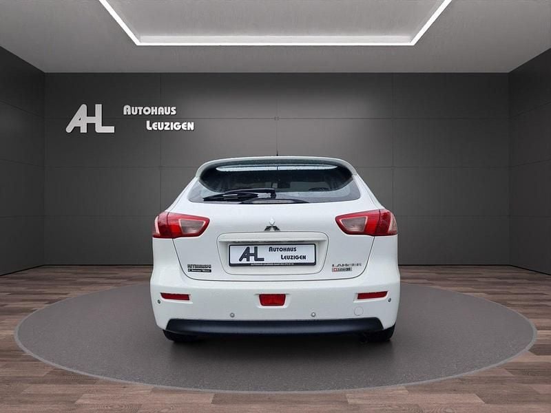 Gebraucht Mitsubishi Lancer Sportback 117 PS (86 kW) 2012 Limousine