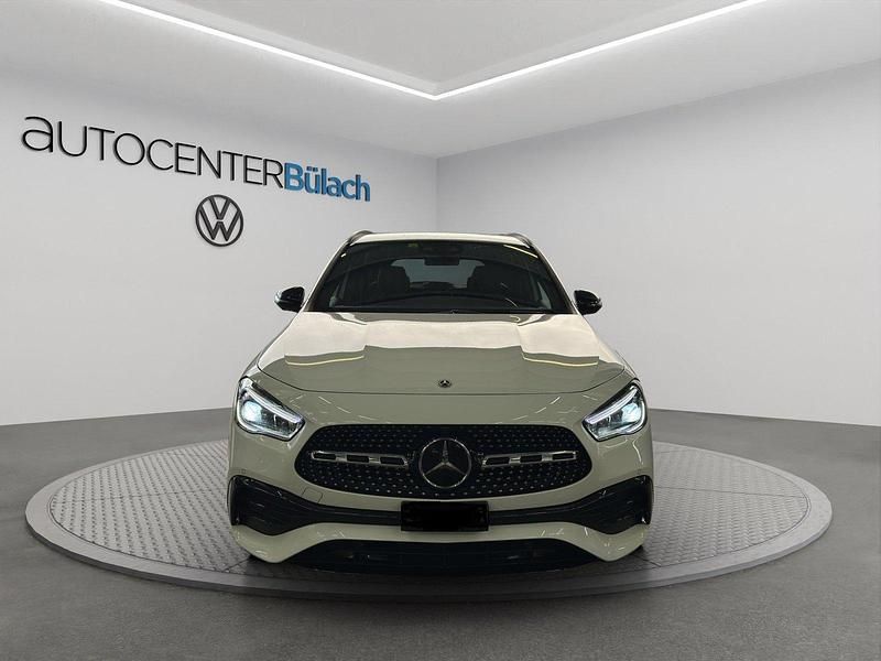Gebraucht Mercedes GLA250 AMG line 224 PS (164 kW) 2022 SUV