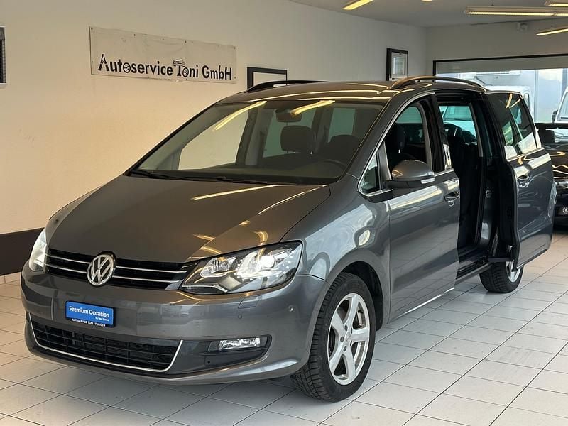 Gebraucht VW Sharan Comfortline 184 PS (135 kW) 2017 Van / Kleinbus