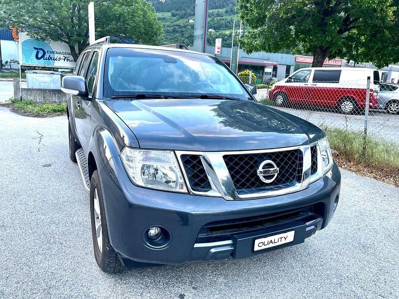 Gebraucht 2011 Nissan Pathfinder XE SUV | CHF 6’999 (Fairer Preis) - Bild 1/4