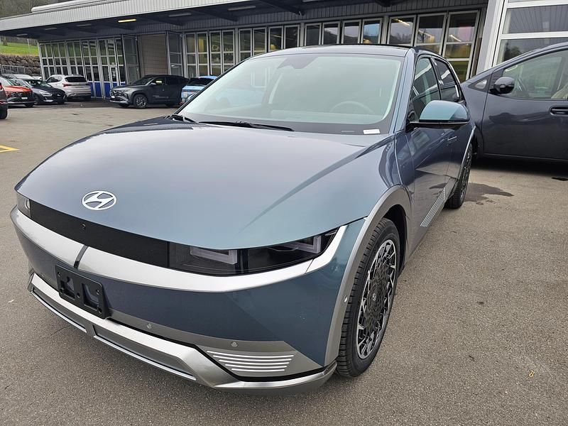 Neu Hyundai Ioniq 239 kW (325 PS) 2025 Grün Kleinwagen