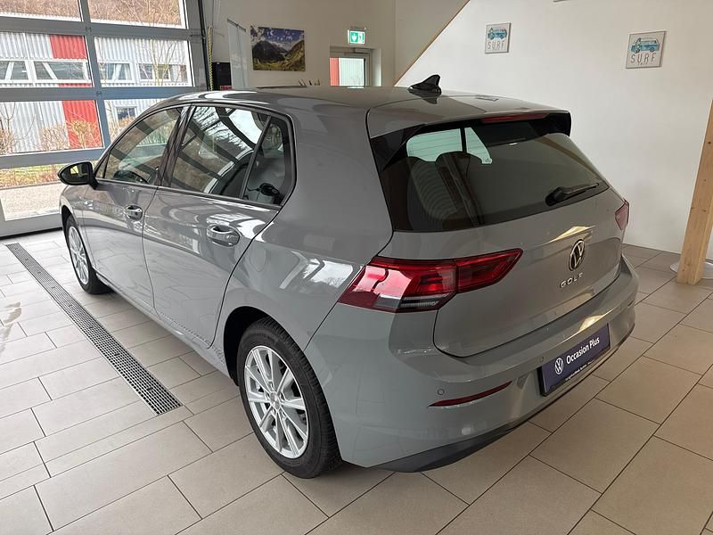 Gebraucht VW Golf VIII Life 110 PS (80 kW) 2022