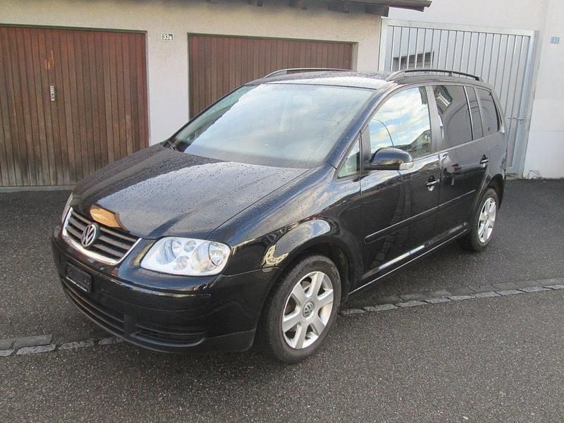 Gebraucht VW Touran Trendline 150 PS (110 kW) 2006 Van / Kleinbus