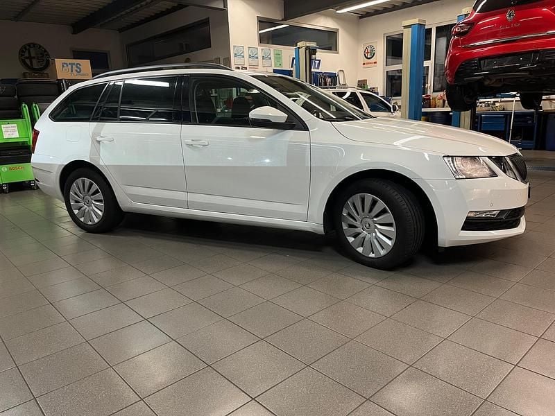 Gebraucht Skoda Octavia Ambition 150 PS (110 kW) 2017 Kombi