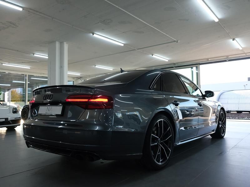 Gebraucht Audi S8 plus Design 605 PS (444 kW) 2018 Limousine