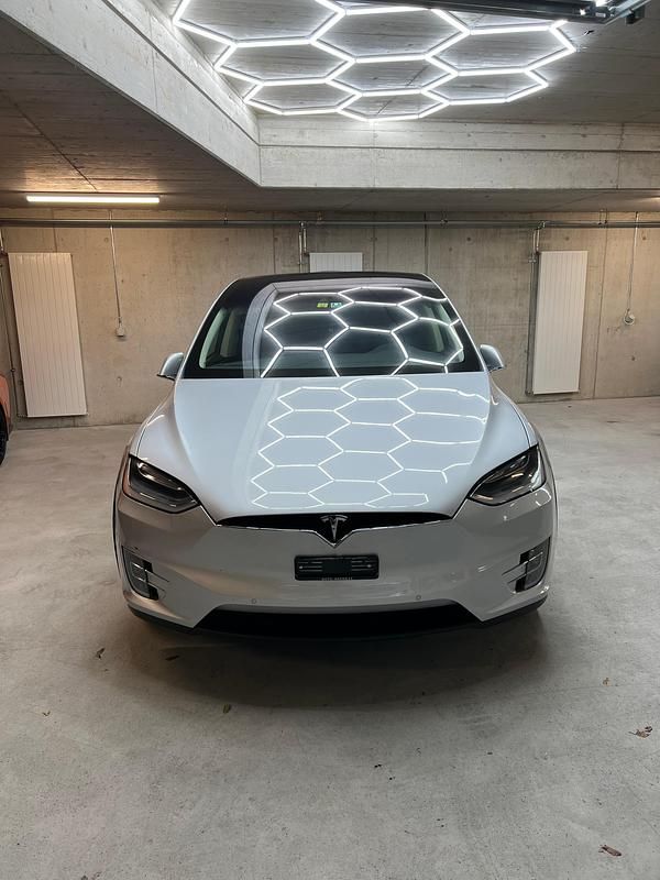 Gebraucht 2016 Tesla Model X SUV | CHF 44’890 - Bild 1/4