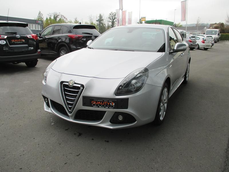 Gebraucht 2012 Alfa Romeo Giulietta Distinctive | CHF 7’900 (Fairer Preis) - Bild 1/4