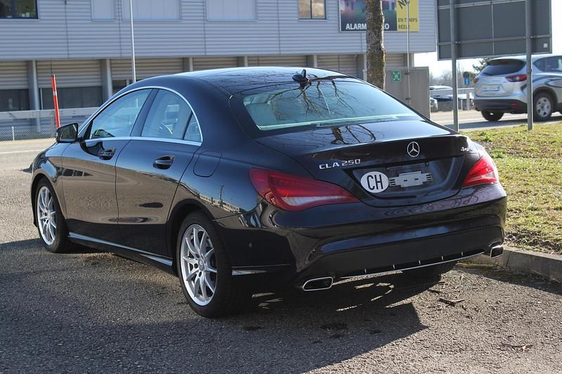 Gebraucht Mercedes CLA250 Urban 211 PS (155 kW) 2014 Limousine