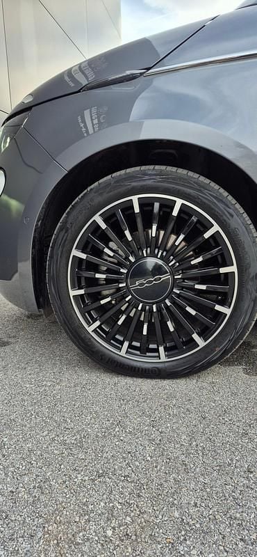 Gebraucht Fiat 500e La Prima 87 kW (119 PS) 2021 Kleinwagen