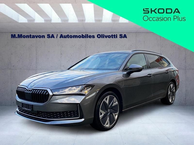 Grau Gebraucht 2024 Skoda Superb Selection Kombi | CHF 41’500 (Fairer Preis) - Bild 1/4