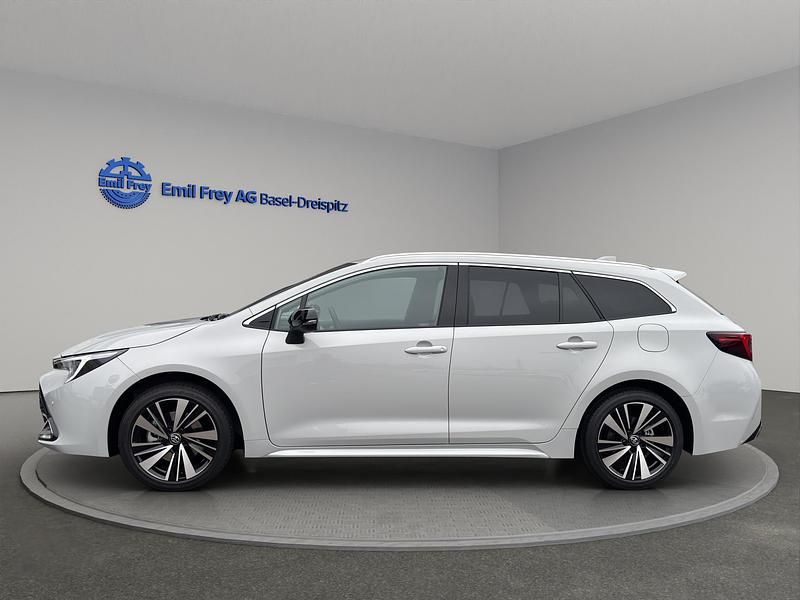 Neu Toyota Corolla Trend 178 PS (130 kW) 2025 Grau Kombi