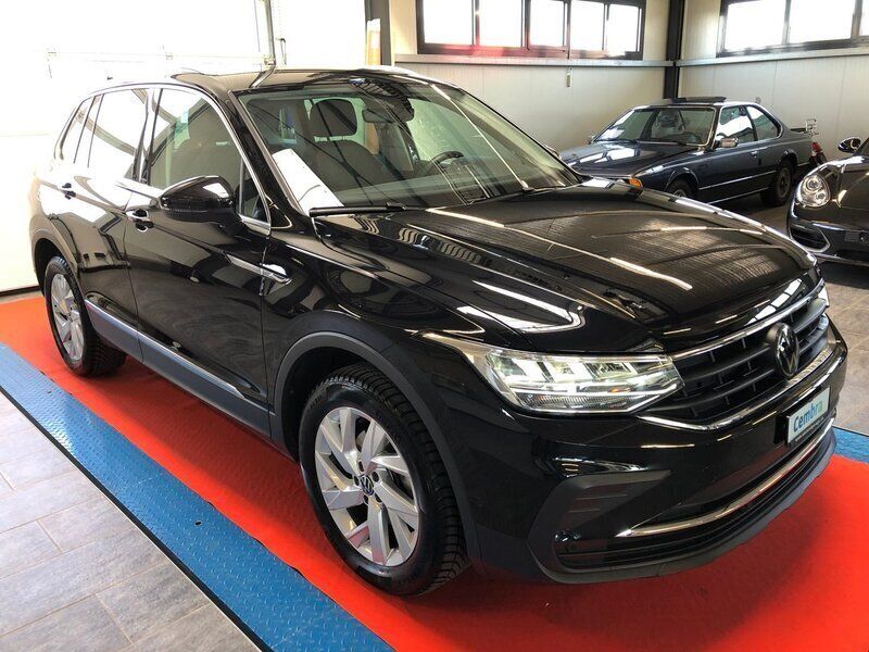 Gebraucht 2023 VW Tiguan Life SUV | CHF 35’550 (Superpreis) - Bild 1/4