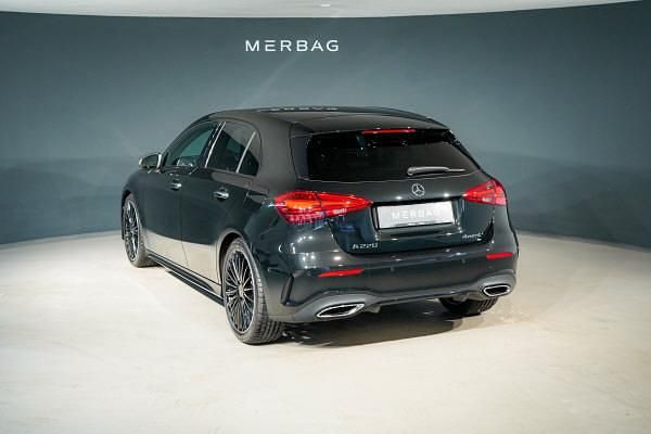 Gebraucht Mercedes A220 190 PS (139 kW) 2024 Schwarz Limousine