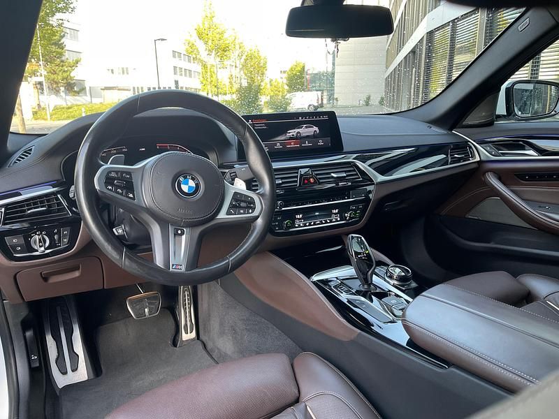 Gebraucht BMW 530 M Sport 265 PS (194 kW) 2020
