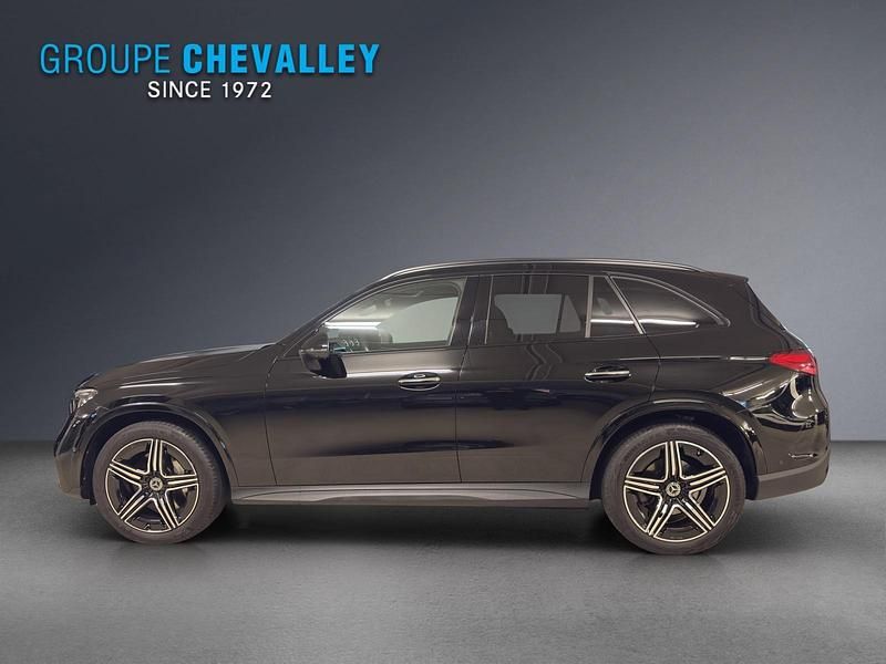 Gebraucht Mercedes GLC200 204 PS (150 kW) 2023 Schwarz SUV