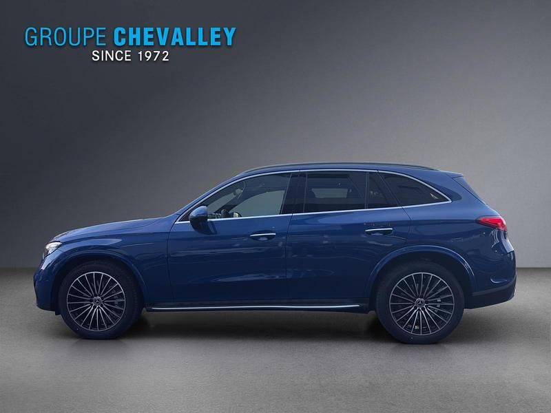 Neu Mercedes GLC200 204 PS (150 kW) 2026 Blau SUV