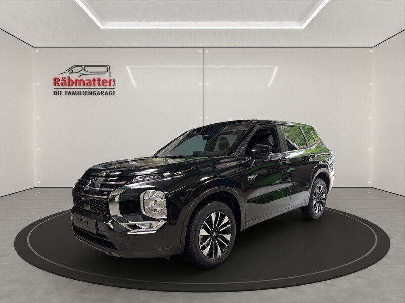 Schwarz Neu 2025 Mitsubishi Outlander P-HEV Invite SUV | CHF 52’900 (Fairer Preis) - Bild 1/4