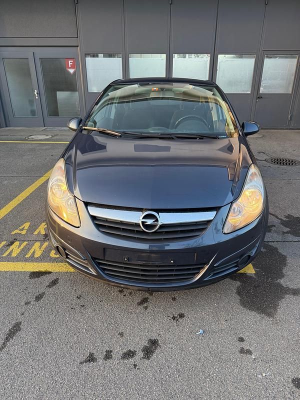 Gebraucht Opel Corsa 90 PS (66 kW) 2010 Kleinwagen