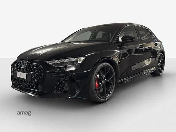 Mythosschwarz metallic Neu 2025 Audi RS3 Limousine | CHF 88’780 - Bild 1/4