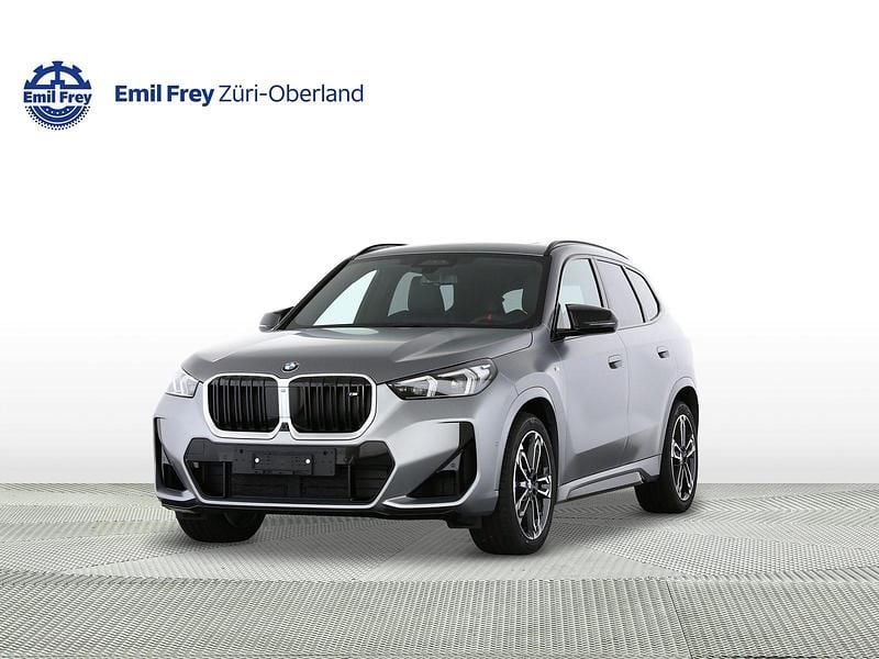 Neu BMW X1 Luxury Line 300 PS (220 kW) 2025 Grau SUV